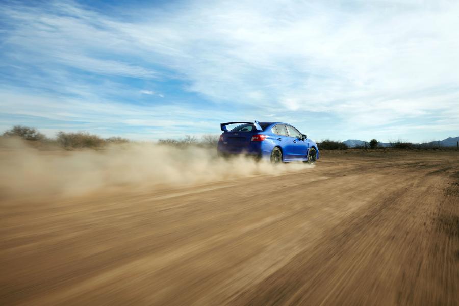  Subaru WRX STi 2017 года  (NA) (фото 31 из 33)